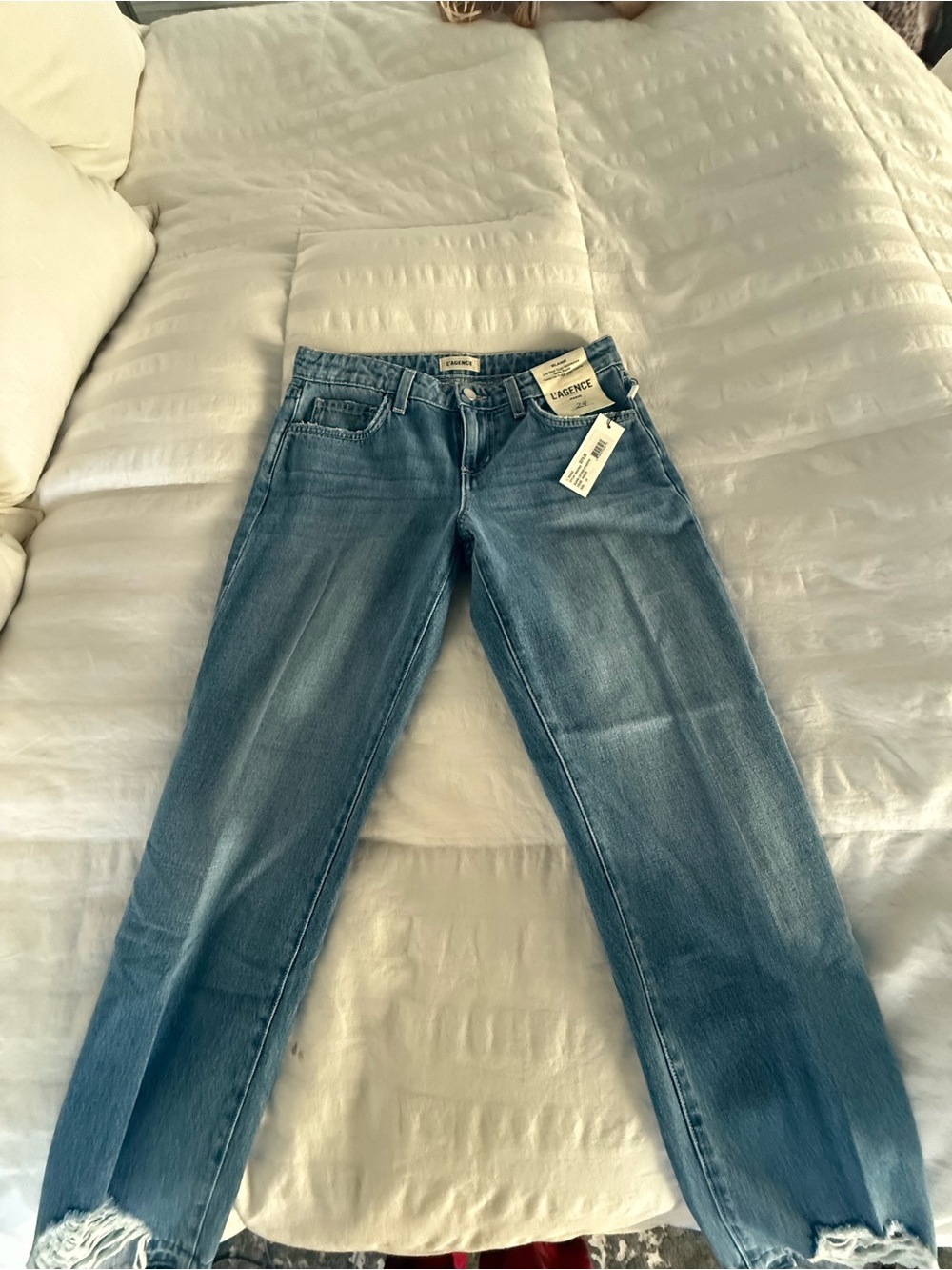 L’AGENCE Light Wash Skinny Jeans Distressed Raw Hem Size 24 NWT